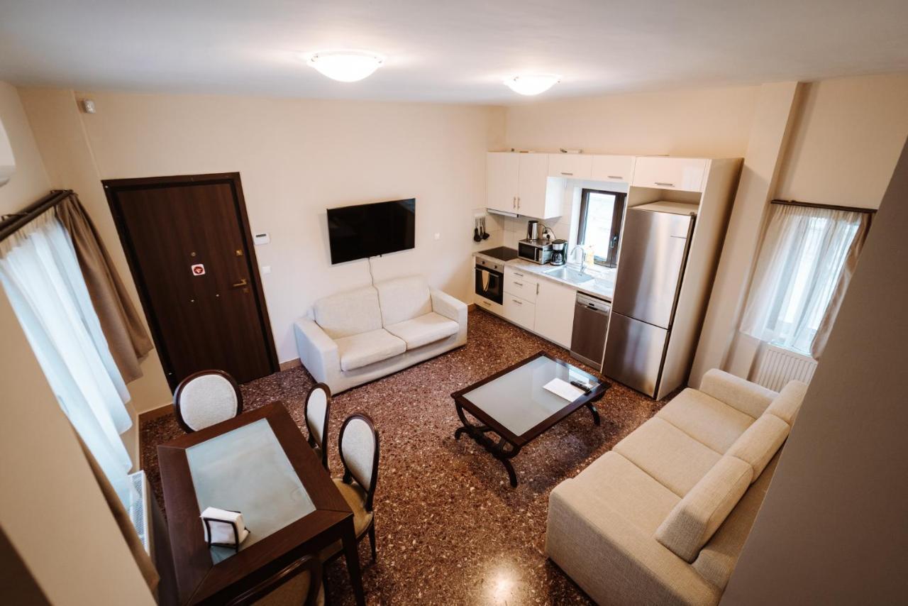 Luxury Apartment In Plaka - Acropolis Афины Экстерьер фото