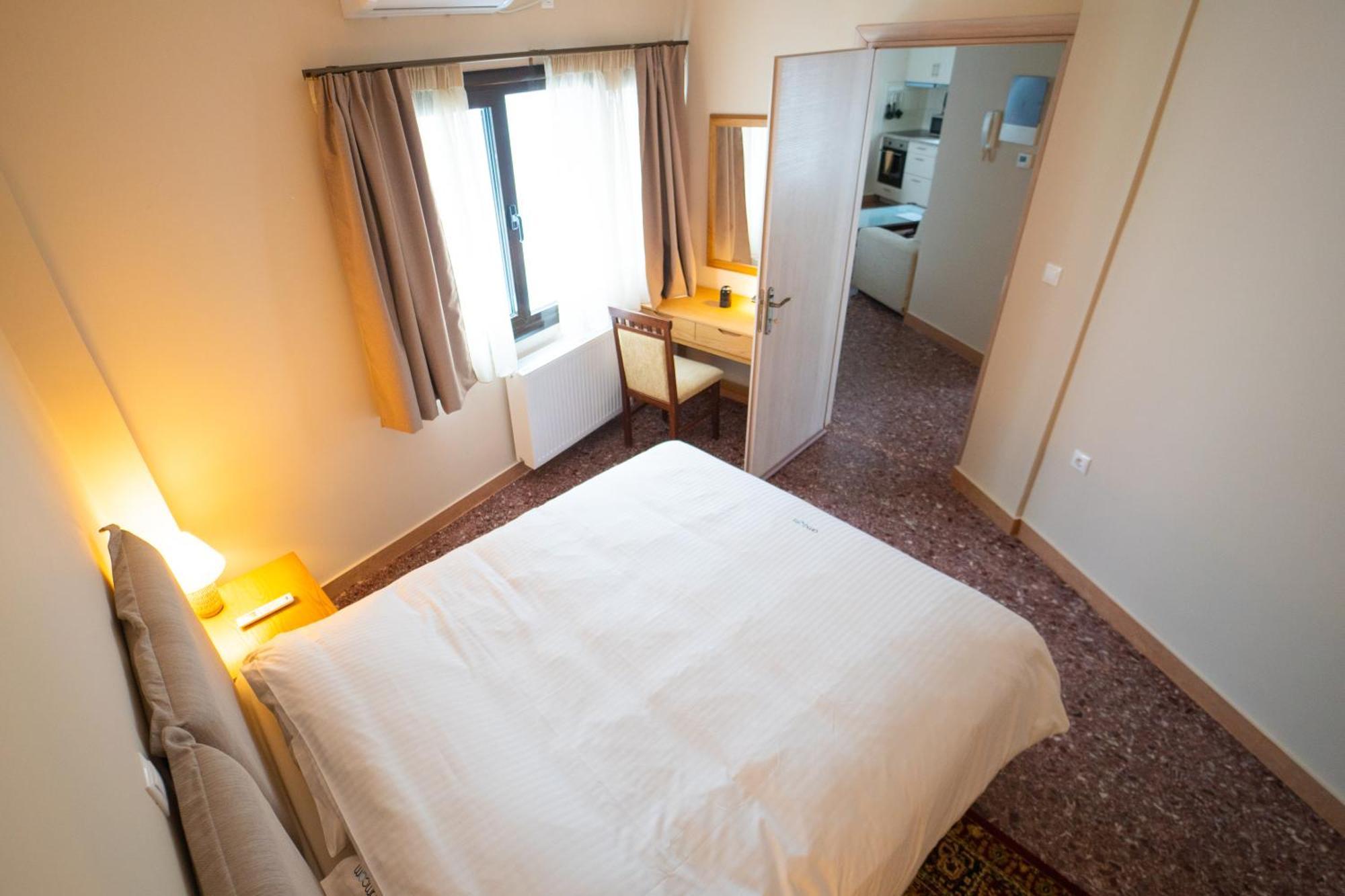Luxury Apartment In Plaka - Acropolis Афины Экстерьер фото